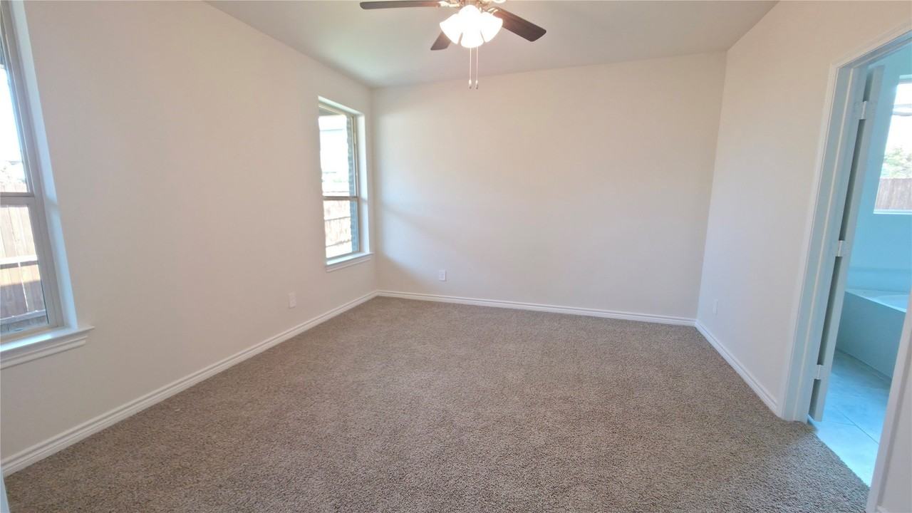 2337 Crockett Way - Photo 7 of 27