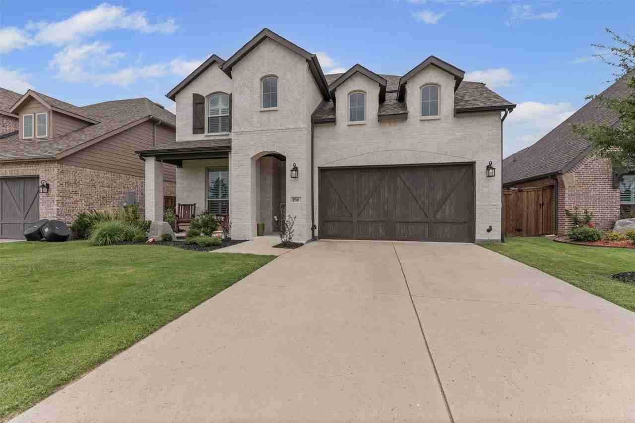 1501 Misty Pasture Way - Photo 4 of 33