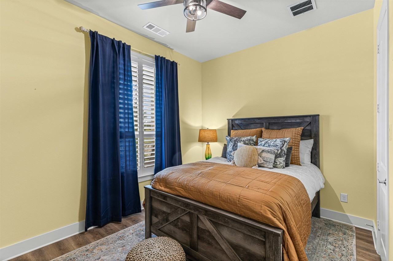 1501 Misty Pasture Way - Photo 7 of 33