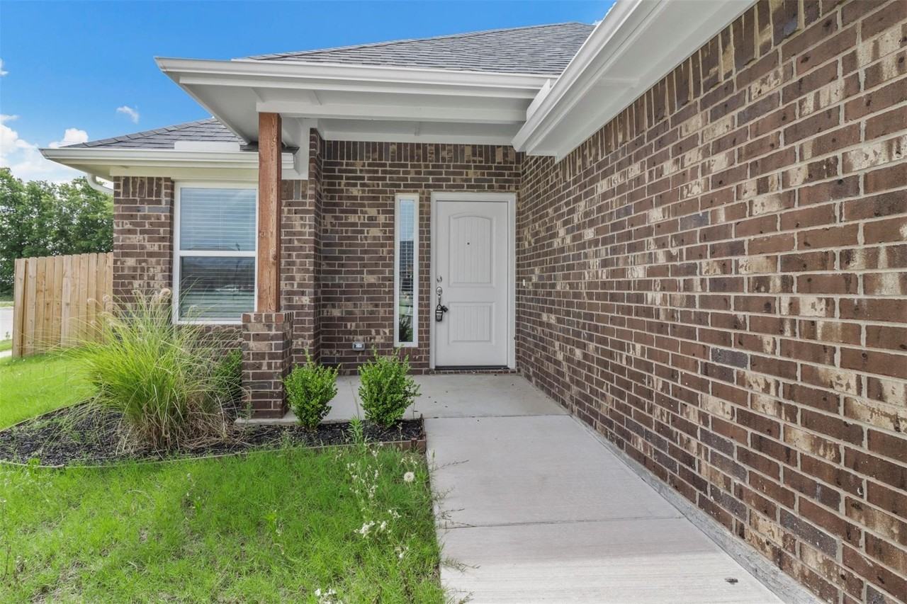 1601 Aleia Cv - Photo 2 of 16