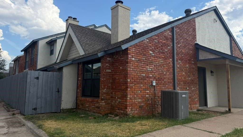 7401 Bogart Dr #B - Photo 3 of 21
