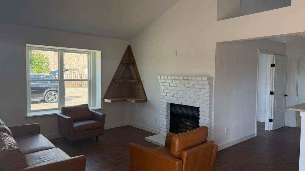 7401 Bogart Dr #B - Photo 5 of 21