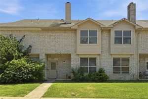 featured image of 1504 Park Lane Dr
