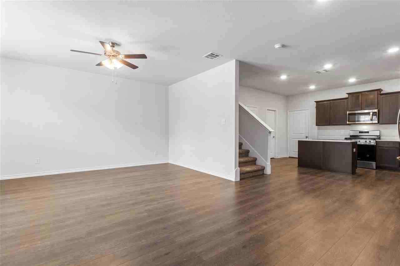 2153 Steer Creek Pl - Photo 4 of 14
