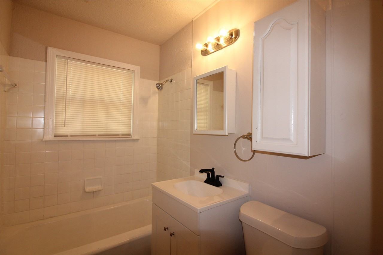 5020 Cedar Hill Rd - Photo 7 of 18