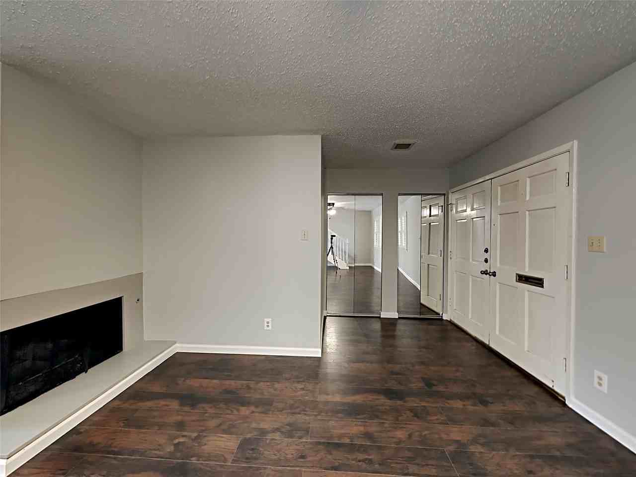 462 Westview Ter - Photo 5 of 15