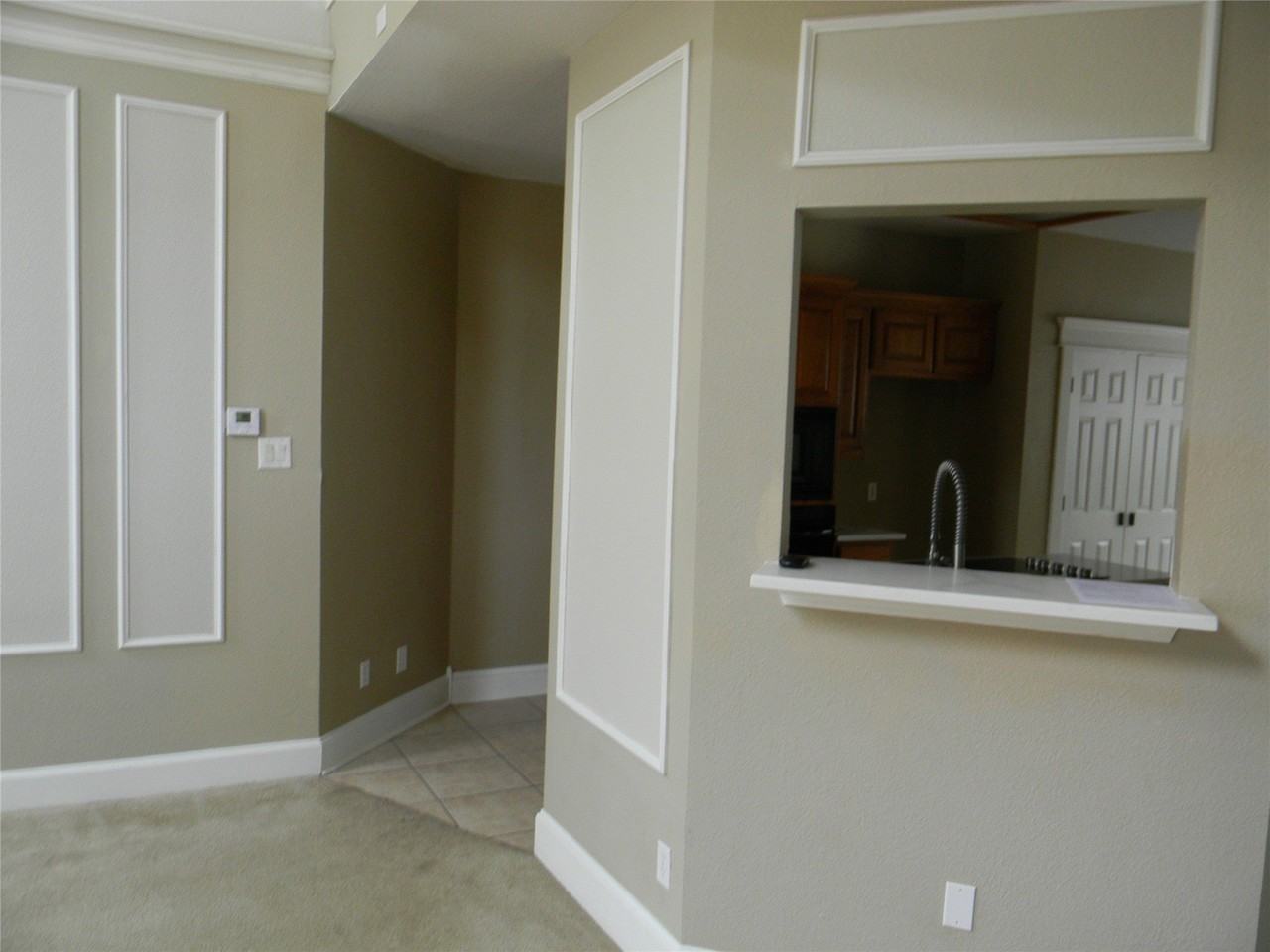 416 Roland Dr - Photo 4 of 17