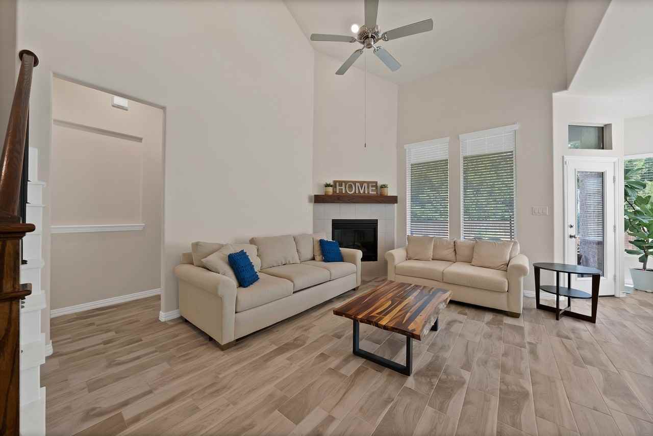 1622 Hope Ln - Photo 5 of 33