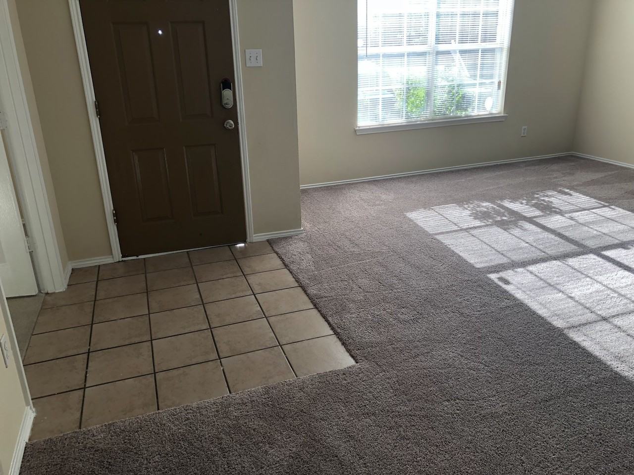 4716 Lee Hutson Ln - Photo 2 of 12