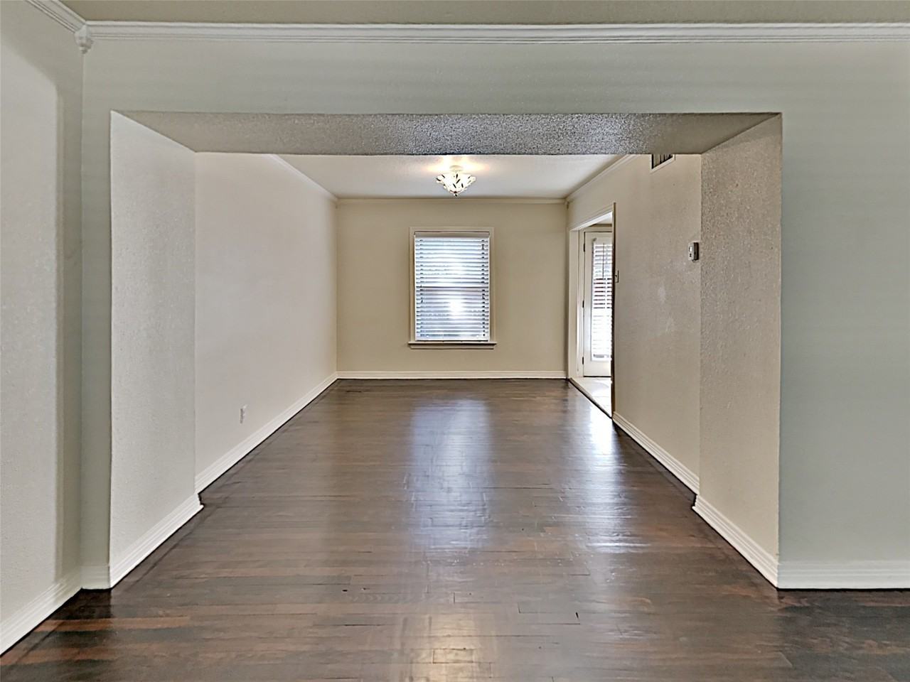 6491 Bordeaux Ave - Photo 2 of 19
