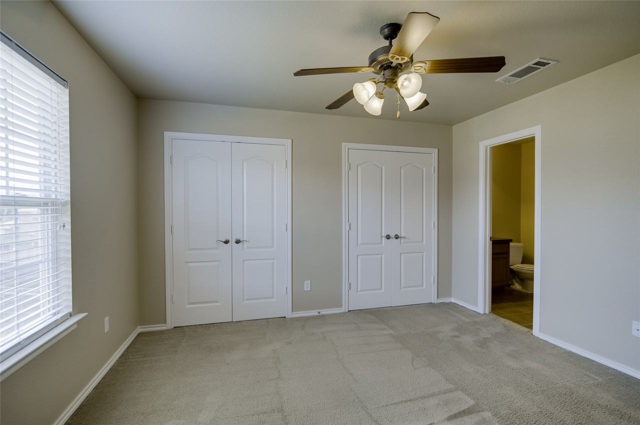 706 Parkplace Rdg - Photo 6 of 19