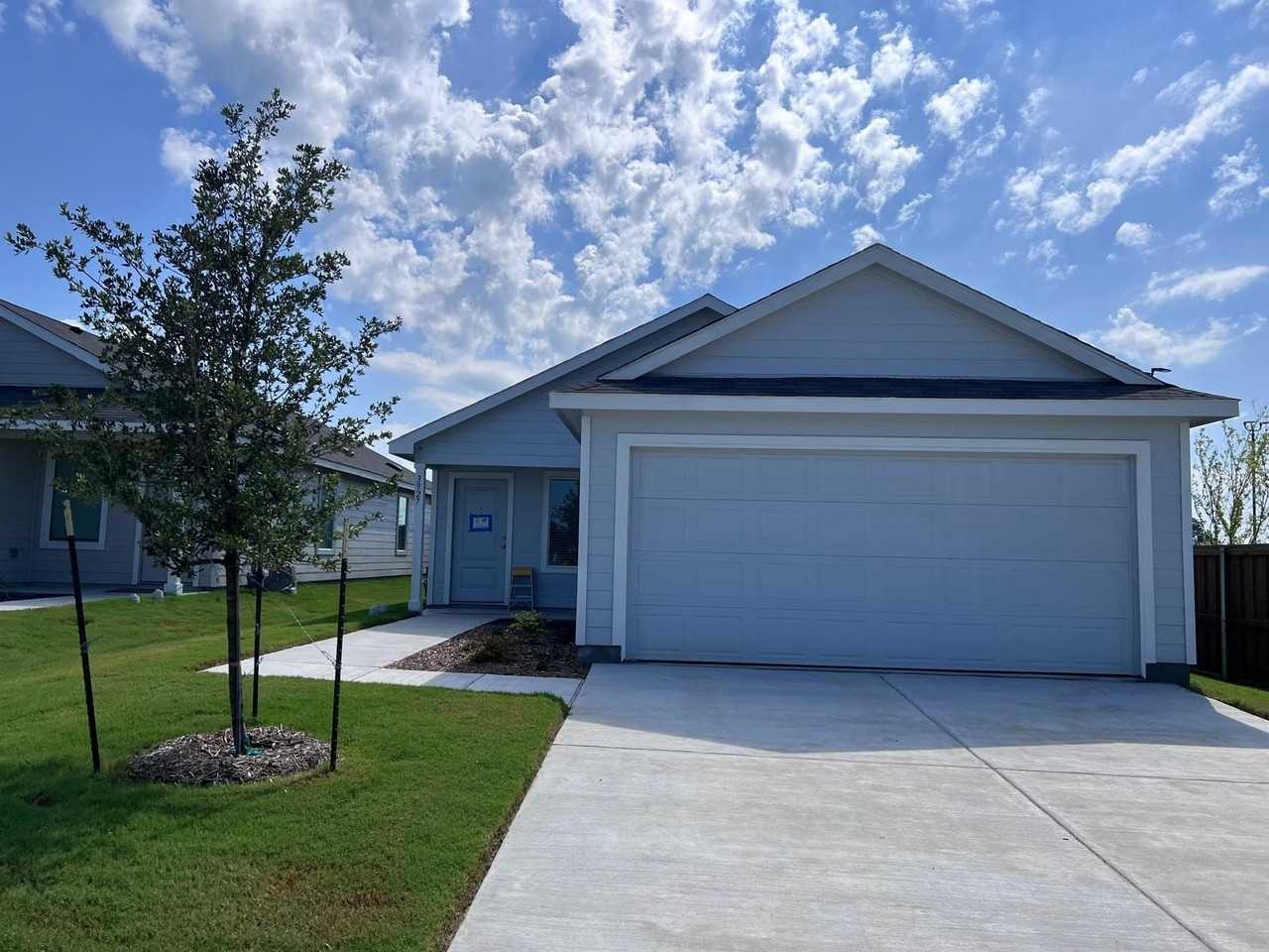3927 Ontario Way - Photo 2 of 23