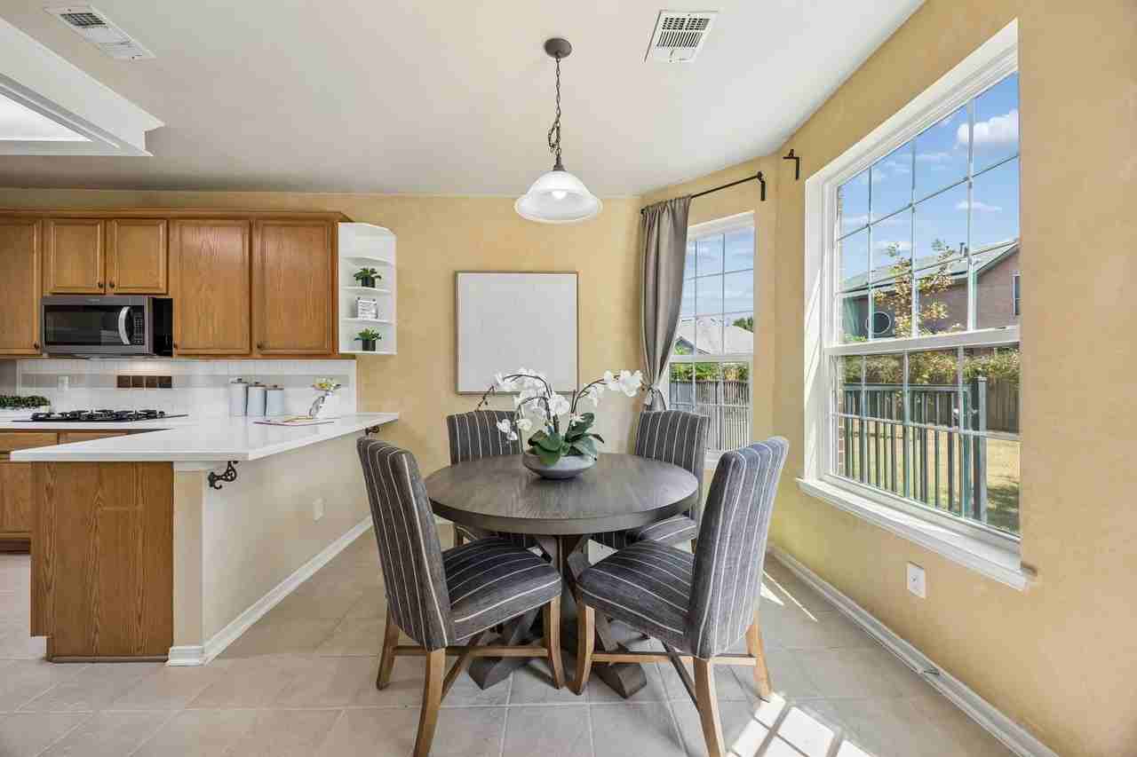 104 Rolling Rock Dr - Photo 7 of 28