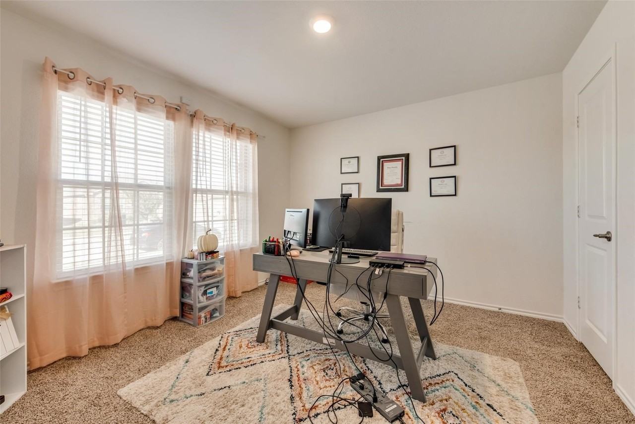3106 Shorthorn Way - Photo 5 of 26