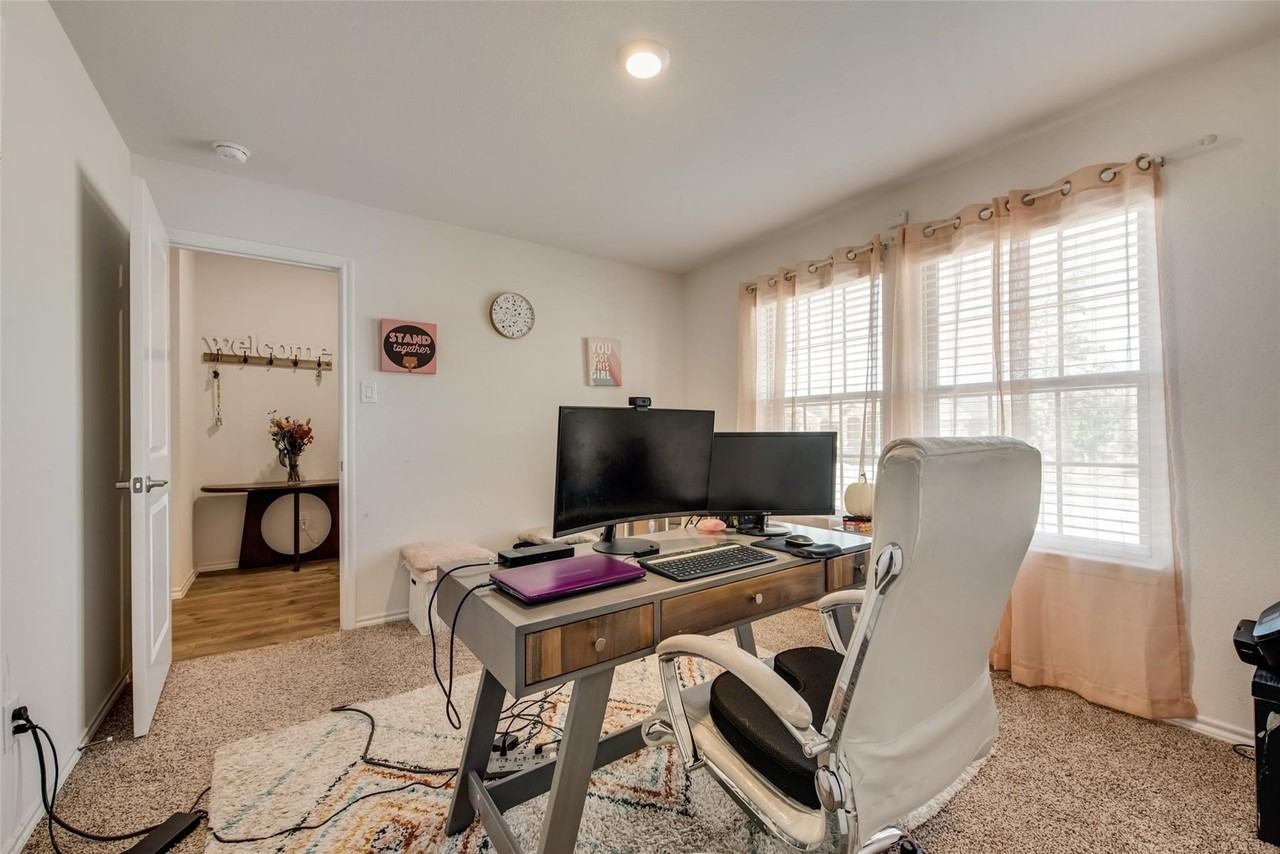 3106 Shorthorn Way - Photo 6 of 26