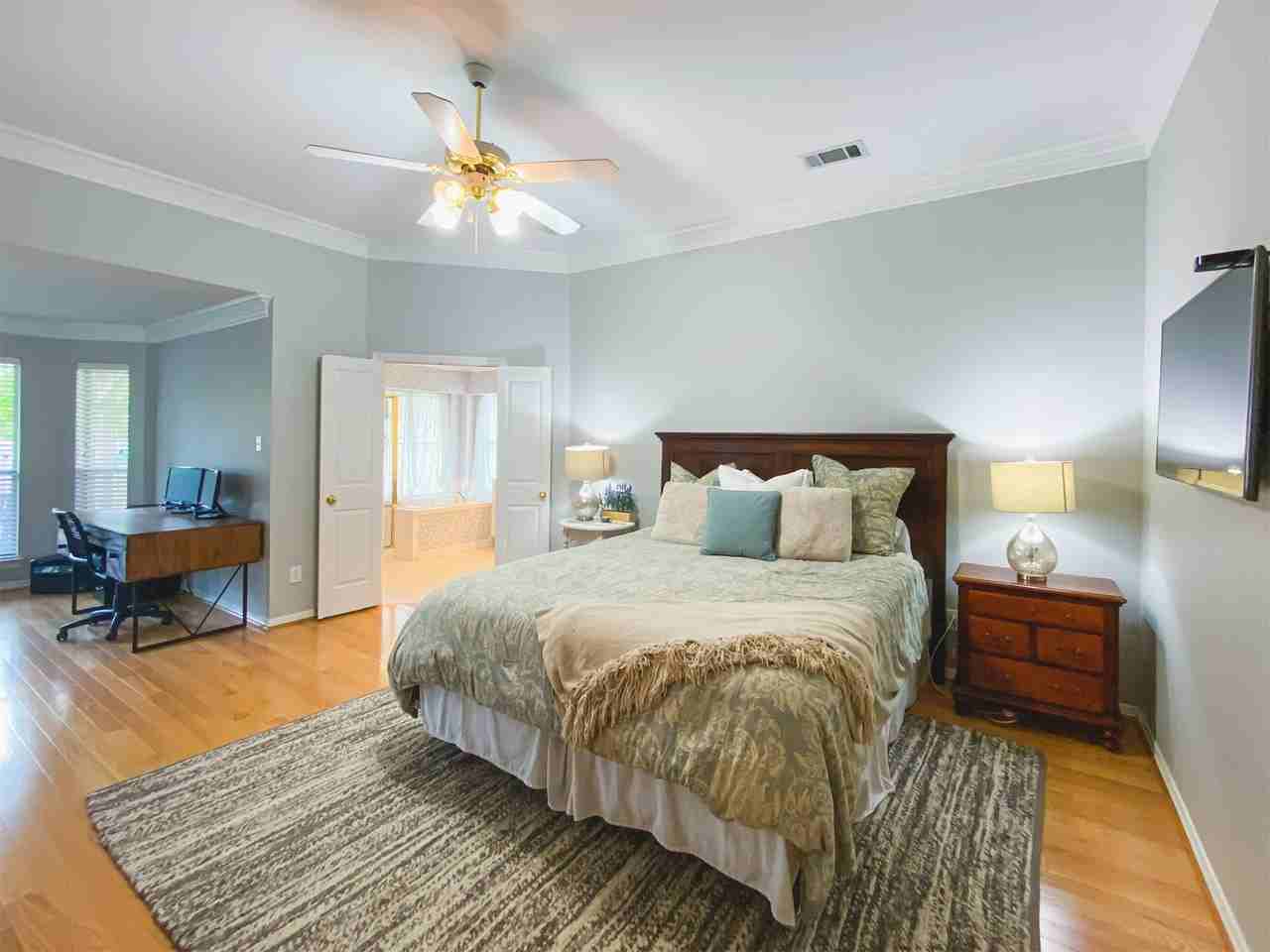7247 Brennans Dr - Photo 3 of 12