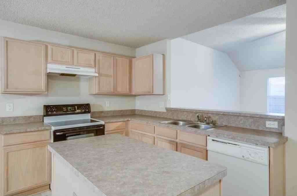 406 Ashland Dr - Photo 7 of 23