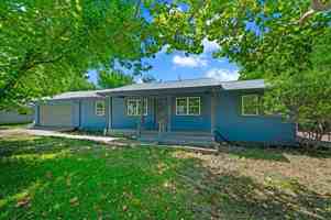 featured image of 104 Parker St