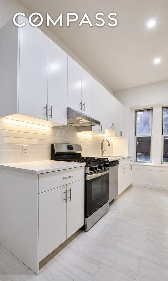 316 W 79th St #1WR - Photo 6 of 10