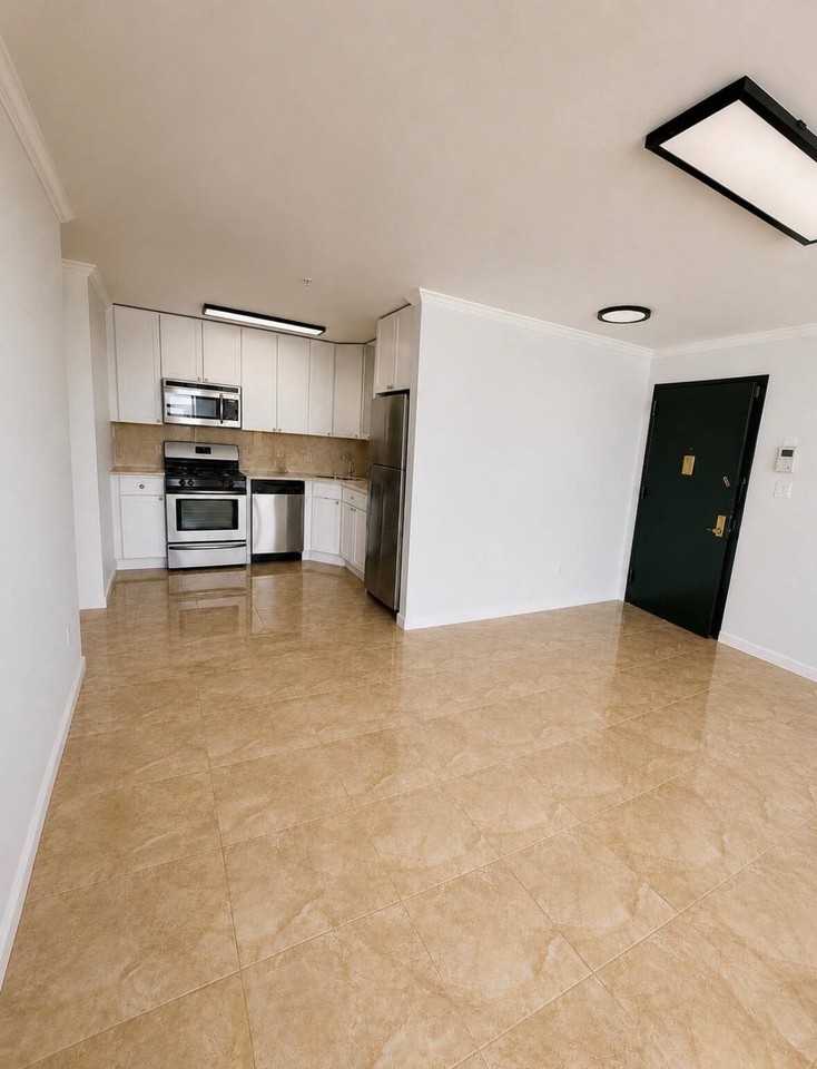 8802 Rockaway Beach Blvd #3A