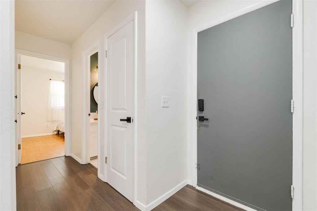 3613 Nw 53rd St - Photo 7 of 14