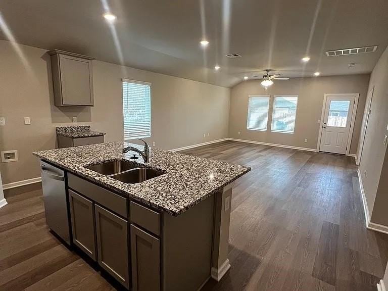 10501 Sw 41st St - Photo 3 of 10