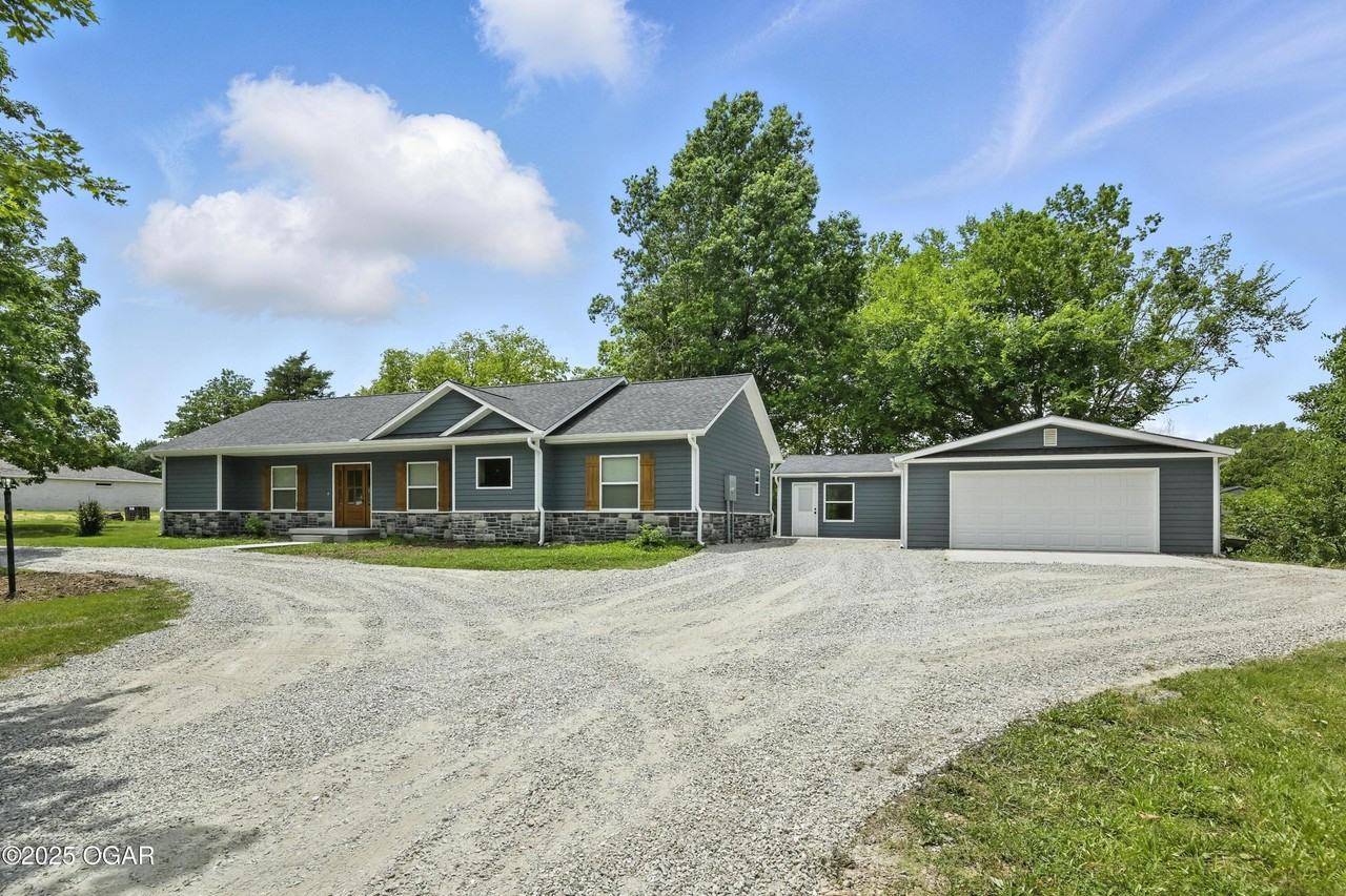 8187 County Road 166 - Photo 2 of 44