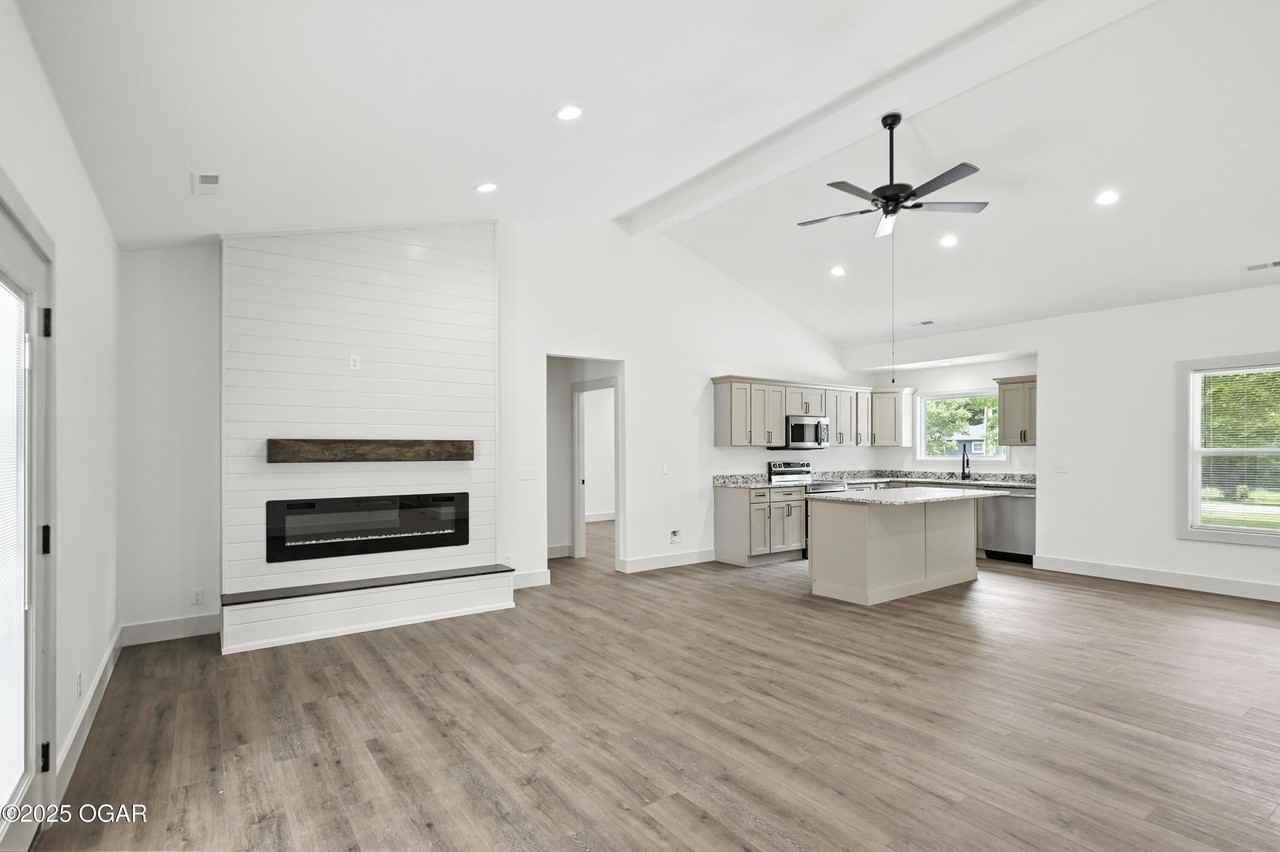 8187 County Road 166 - Photo 3 of 44