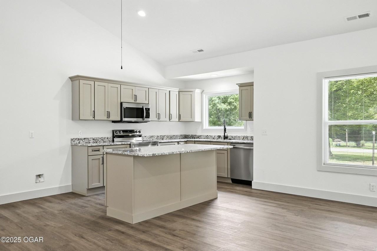 8187 County Road 166 - Photo 5 of 44
