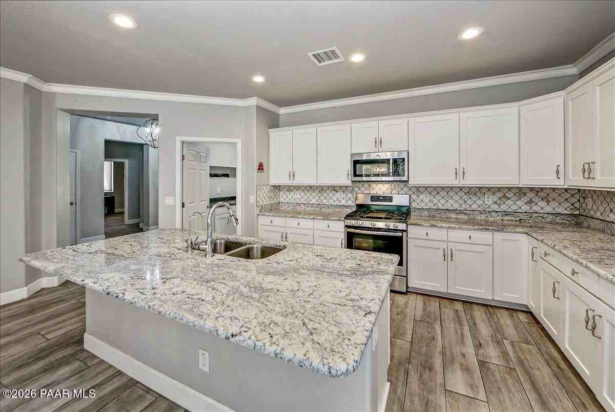 1022 N Cloud Cliff Pass - Photo 4 of 25