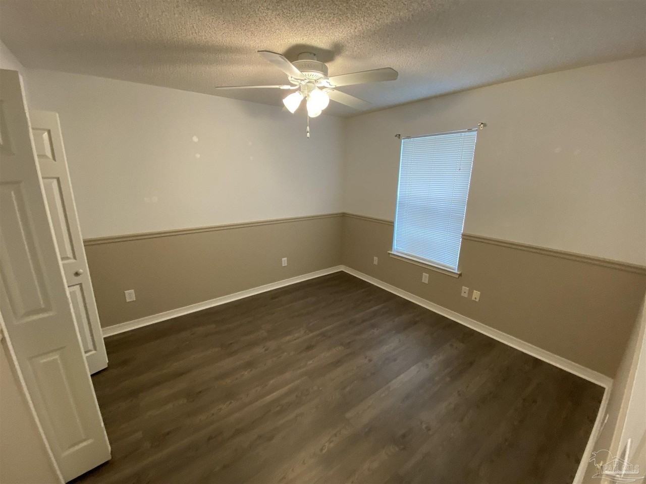 10340 Chinaberry Ct - Photo 6 of 19