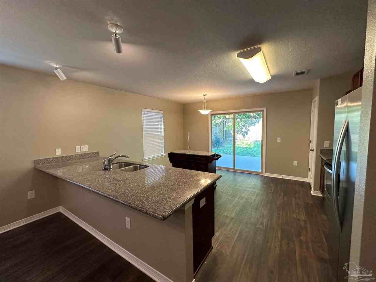 10641 Senegal Dr - Photo 4 of 15