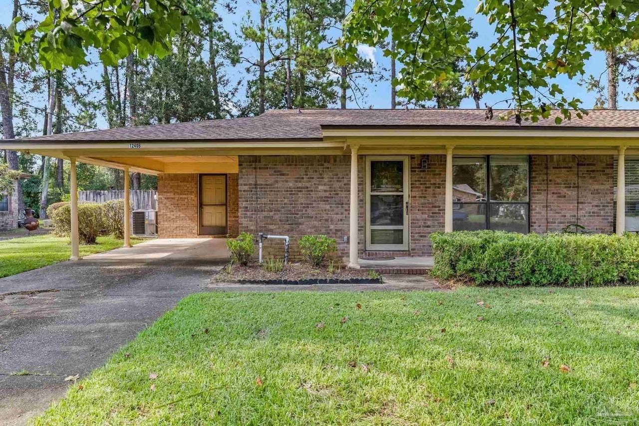 1240 Pinnacle Cir #B - Photo 4 of 39