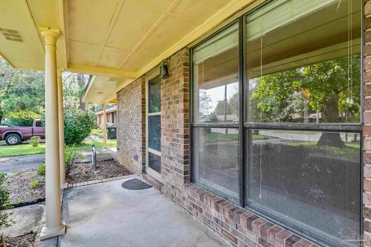 1240 Pinnacle Cir #B - Photo 6 of 39