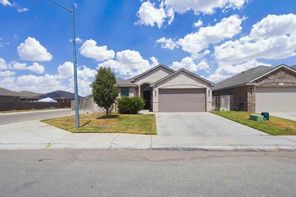 7020 Mcpherson Ln - Photo 2 of 20