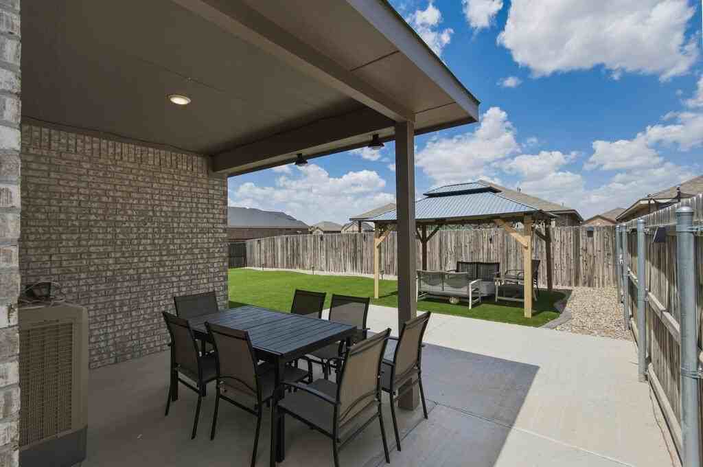 7020 Mcpherson Ln - Photo 5 of 20