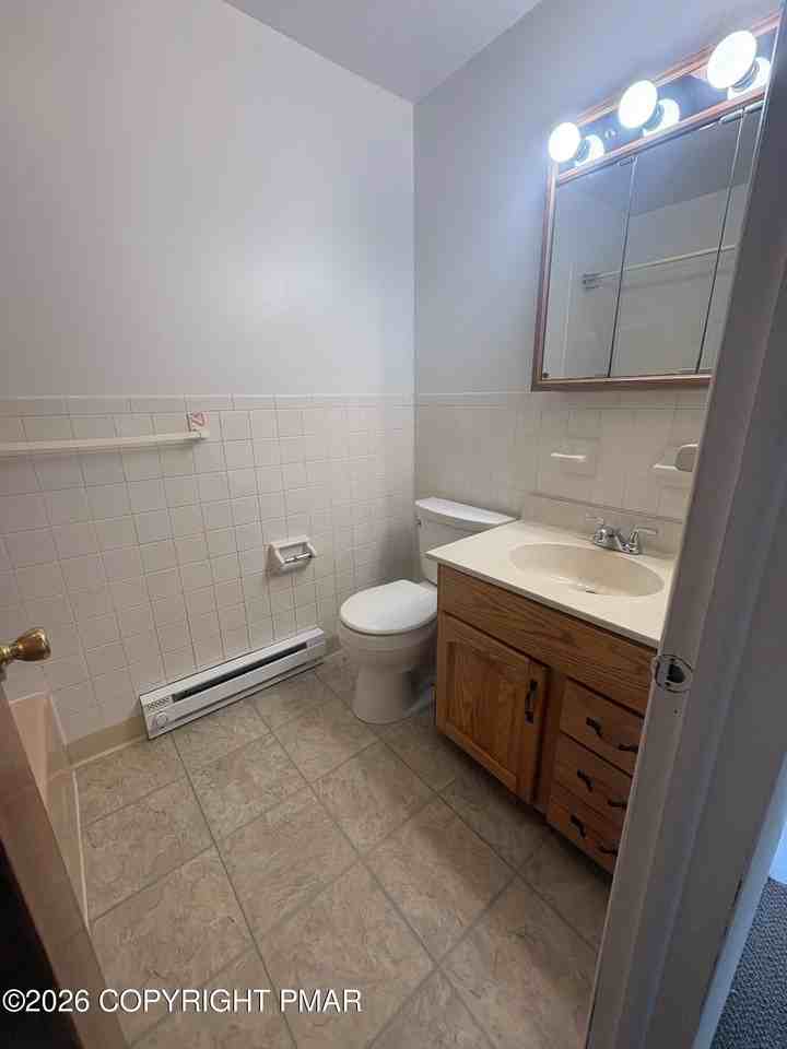 404 Woodcliffe Ave #1-103 - Photo 4 of 7