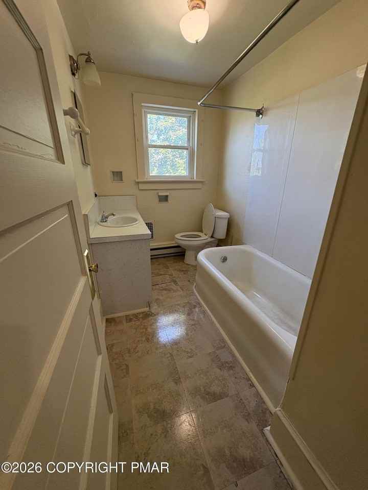 169 Tanite Rd #201 - Photo 4 of 6