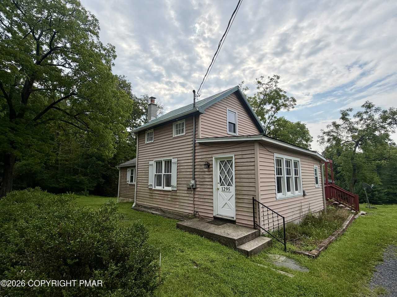 1295 Kroucher Rd