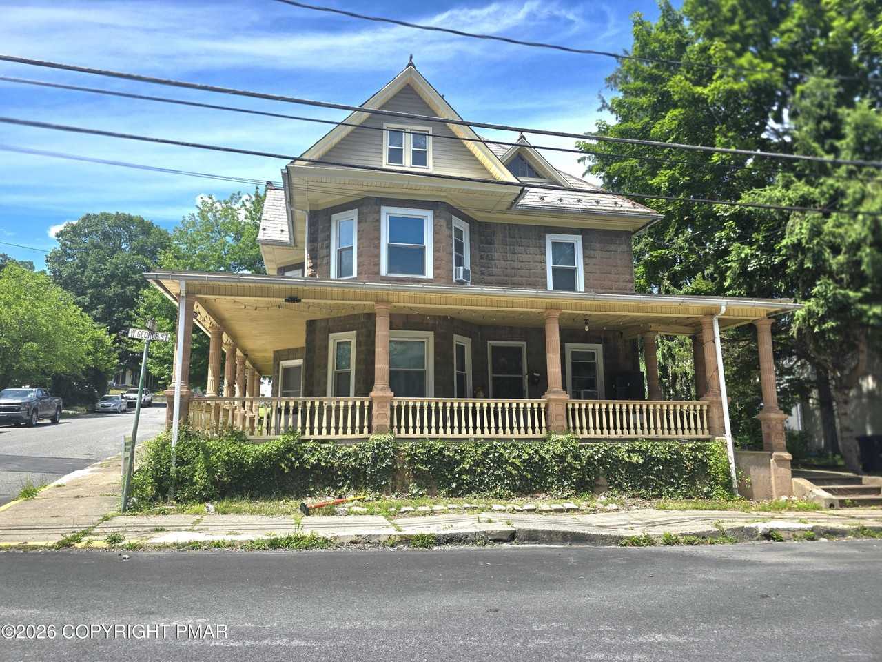 729 George St #729 - Photo 5 of 29