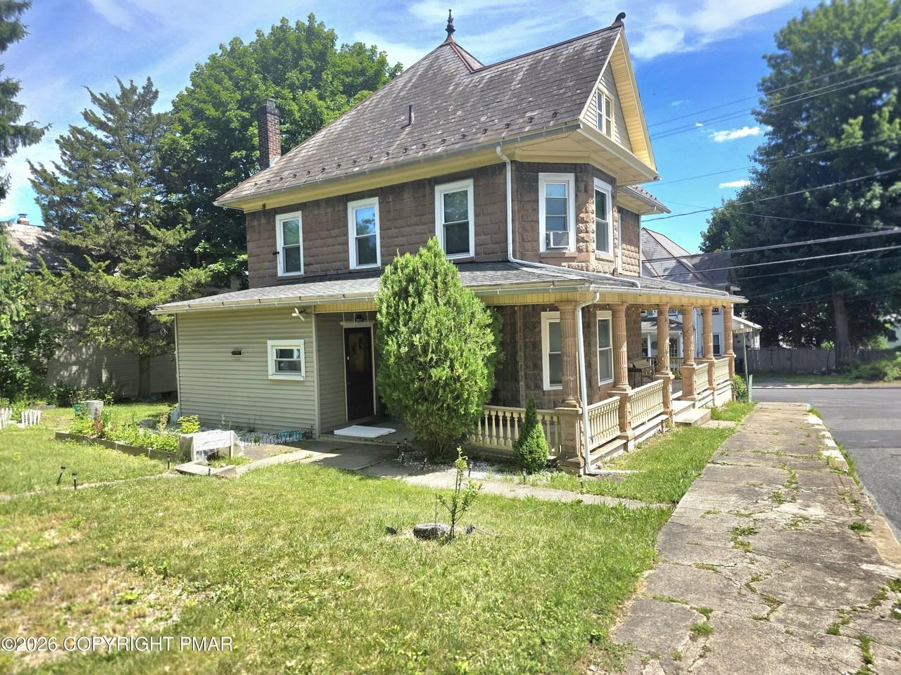 729 George St #729 - Photo 6 of 29
