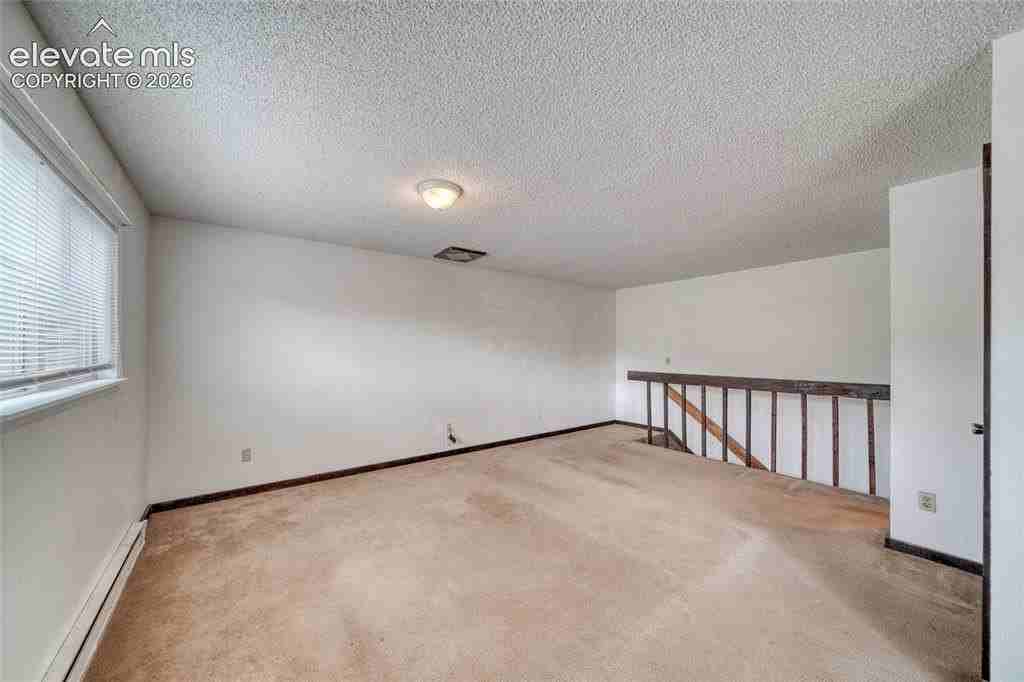 302 S 1st St #A - Photo 2 of 16