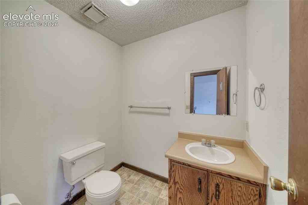 302 S 1st St #A - Photo 5 of 16