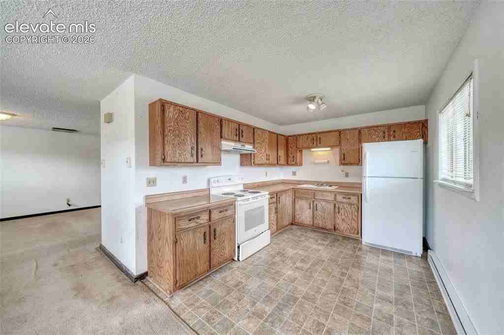 302 S 1st St #A - Photo 7 of 16