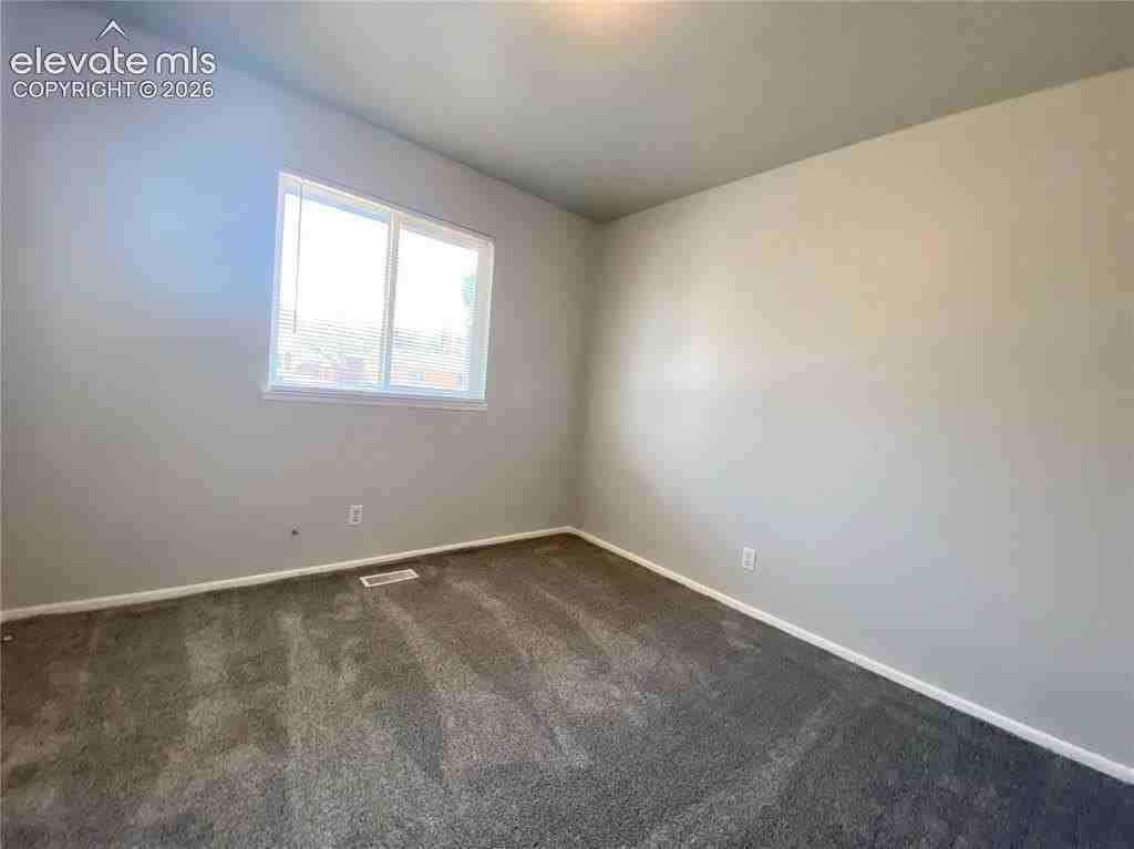 2230 Ivanhoe Dr - Photo 5 of 13