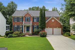 featured image of 770 Glastonbury Ct