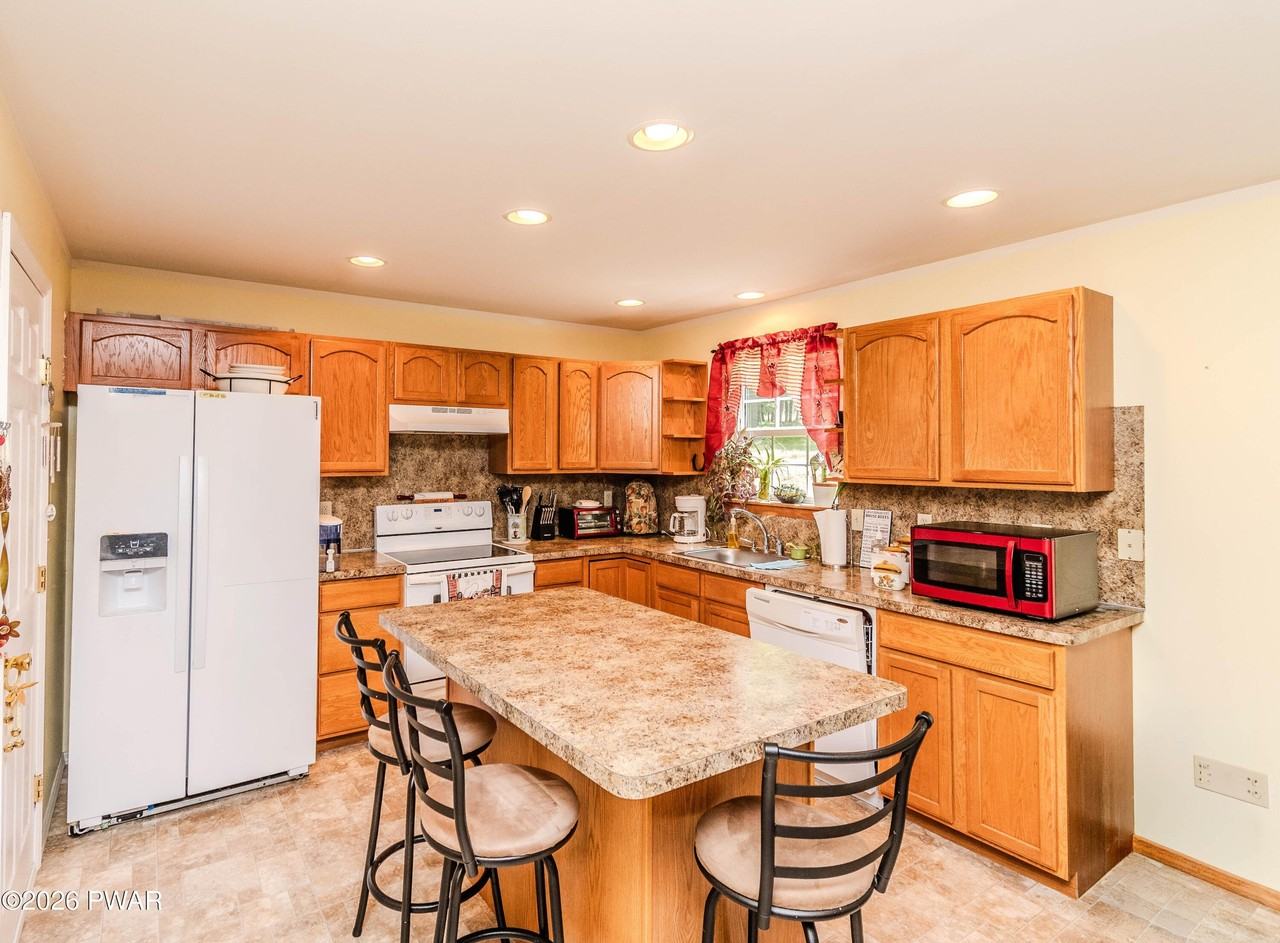 3290 Bluebird Dr - Photo 7 of 39