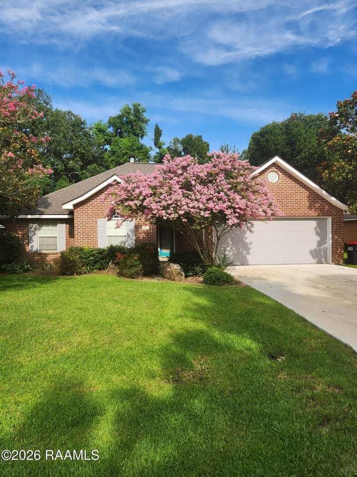213 Sara Dee Pkwy