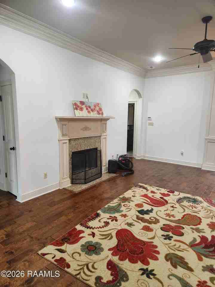 119 Metairie Ct - Photo 3 of 12