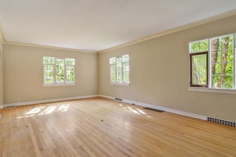 618 S Harvey Ave - Photo 7 of 29